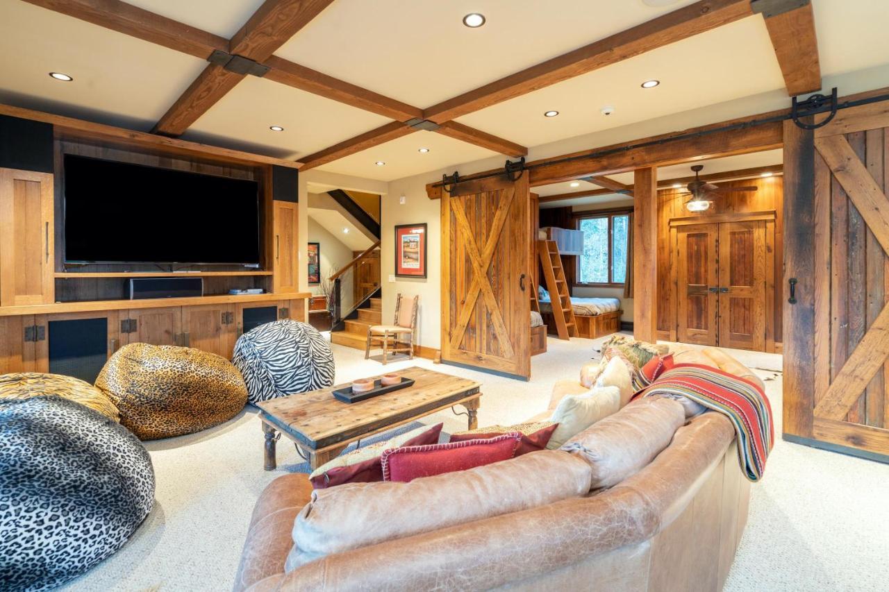 Alpenglow By Exceptional Stays Chalet *